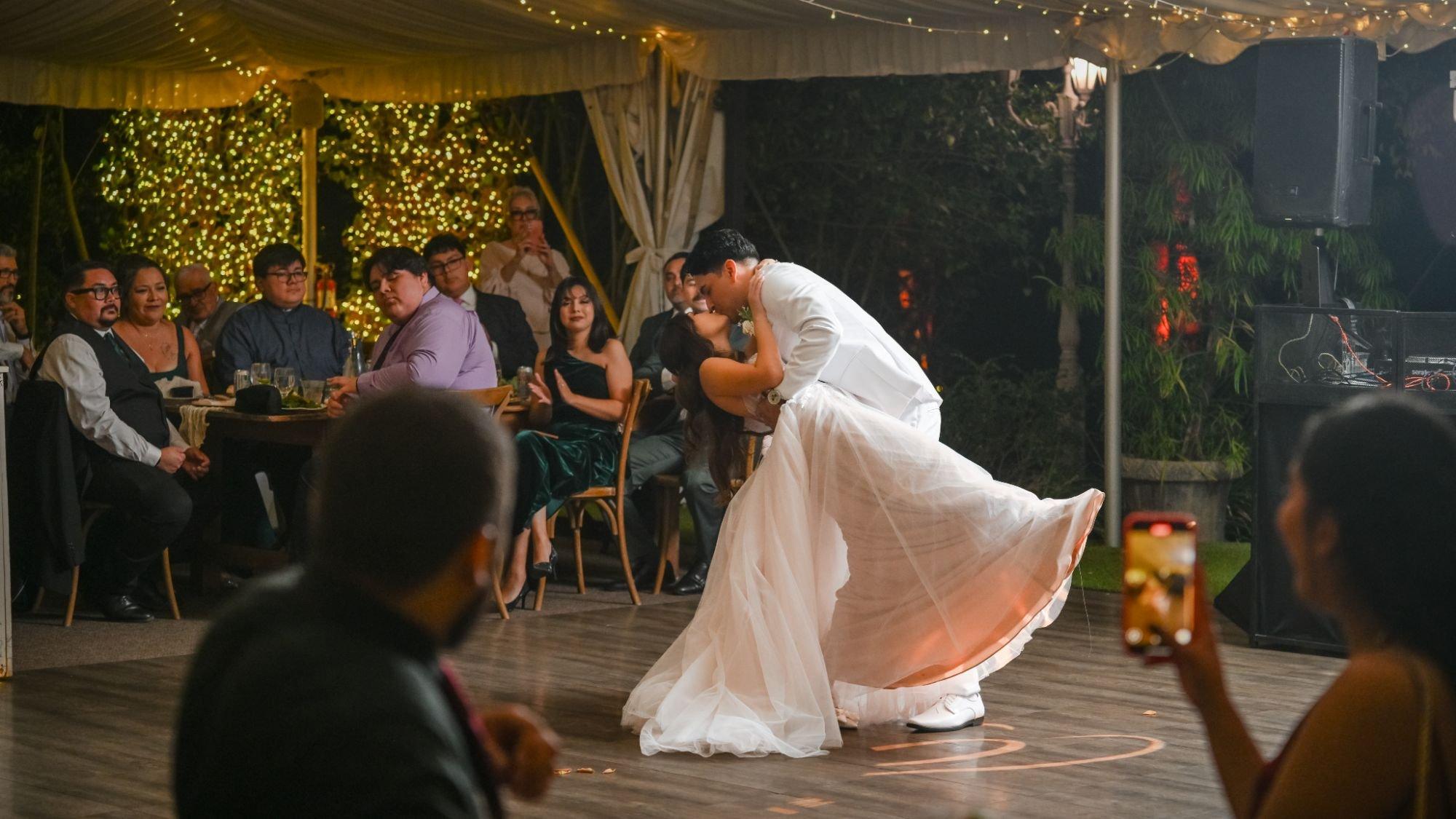 carousel-hero-element image-10