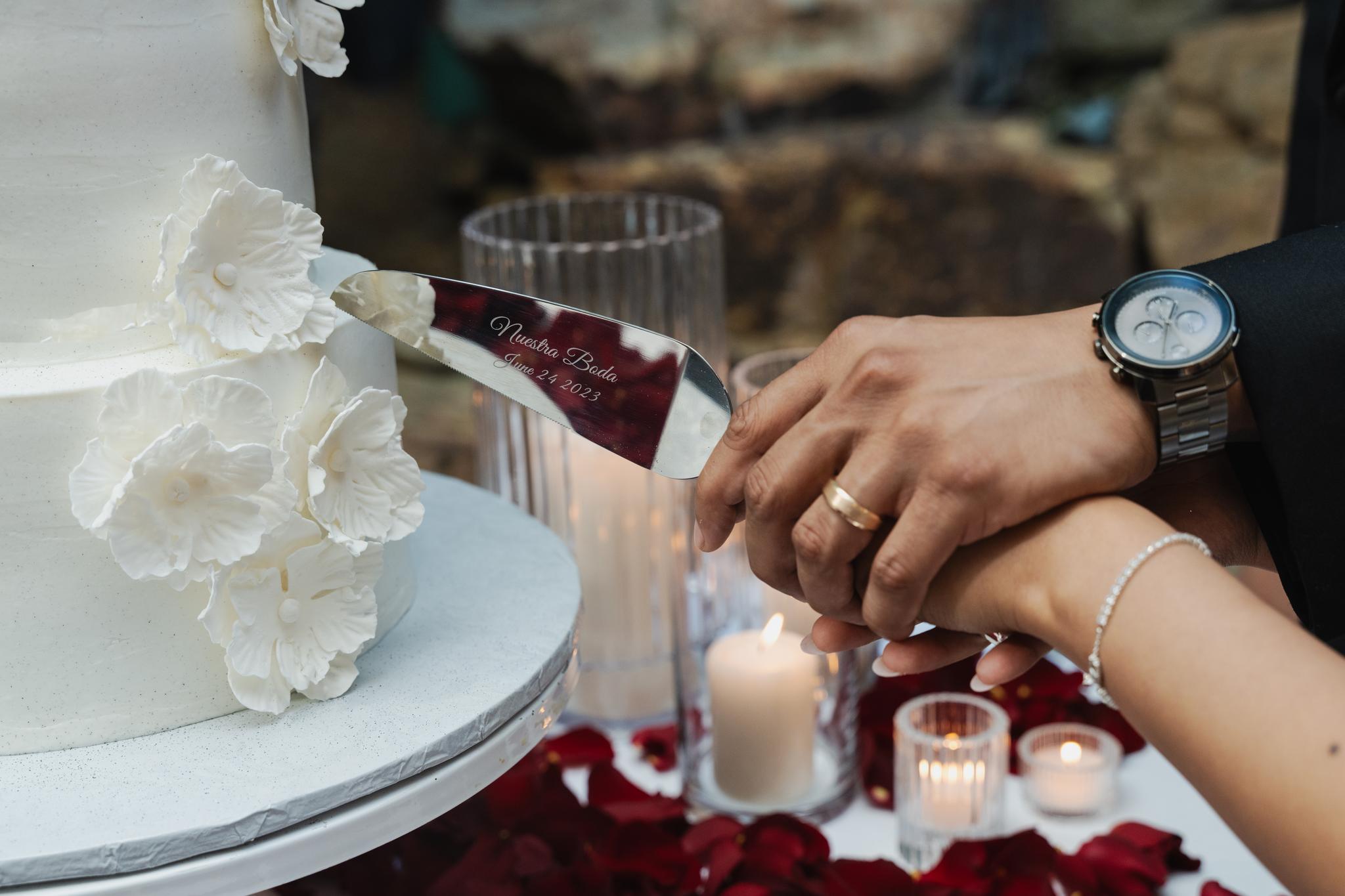 The Unbeatable Benefits of Hiring a Husband and Wife Professional Photography Team