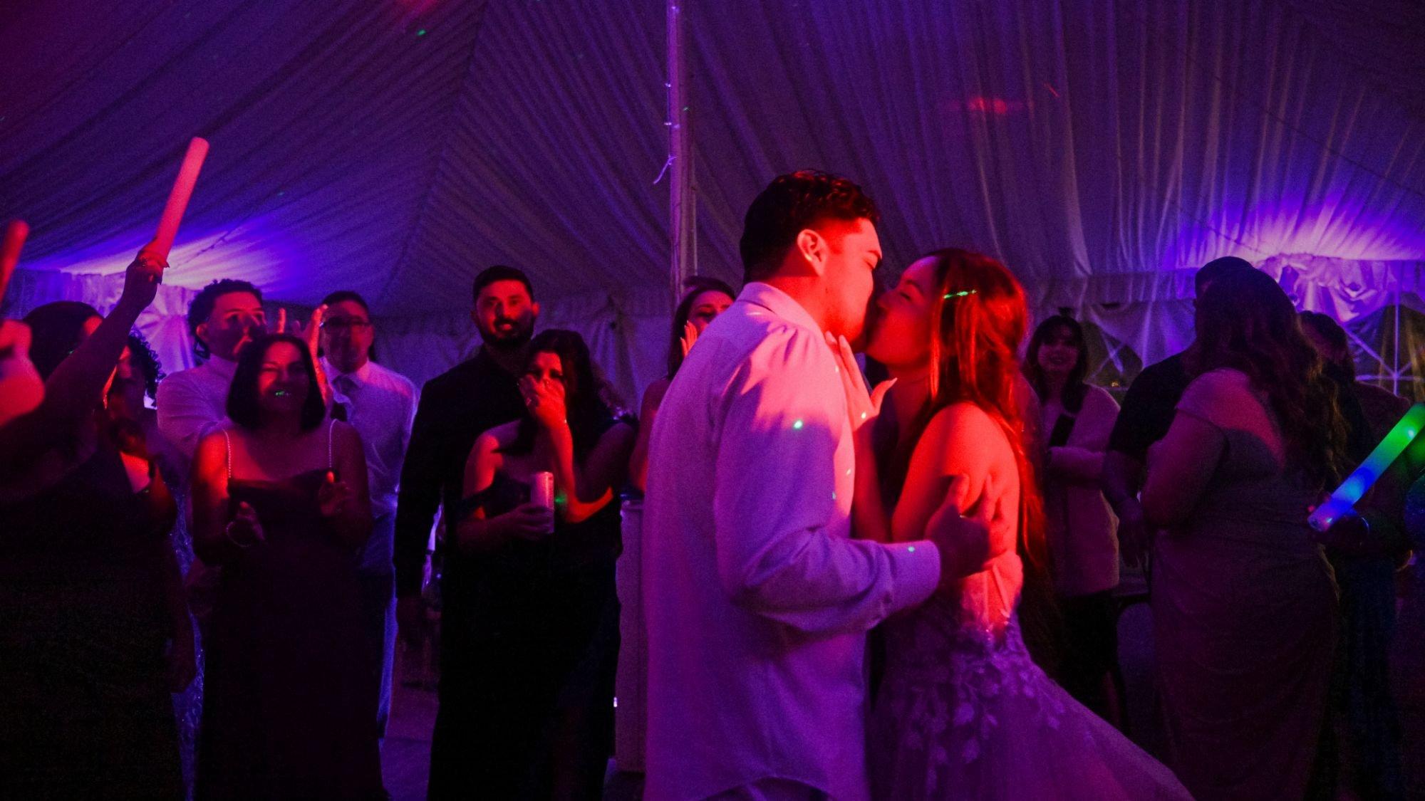 carousel-hero-element image-17