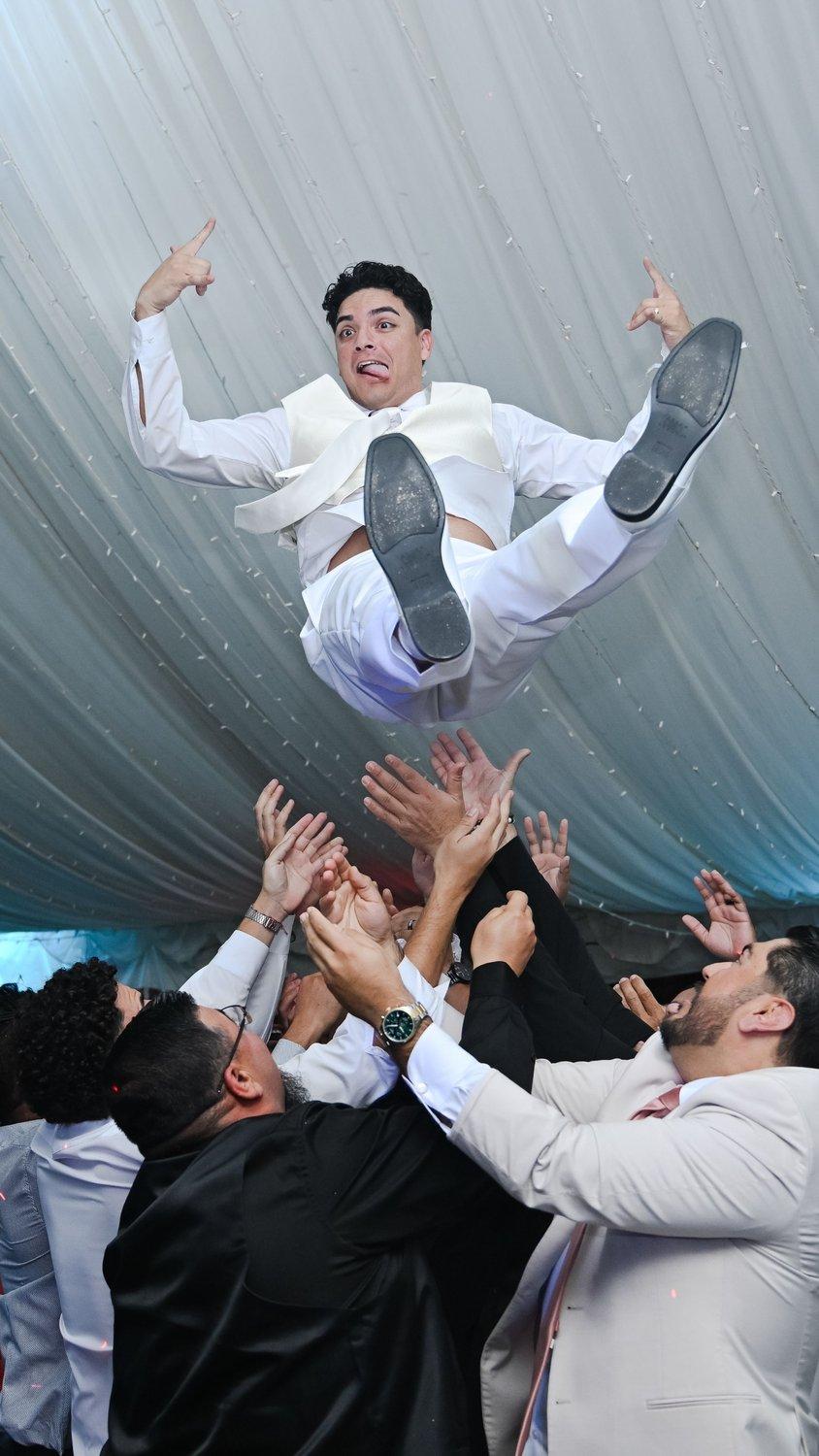 carousel-hero-element image-14