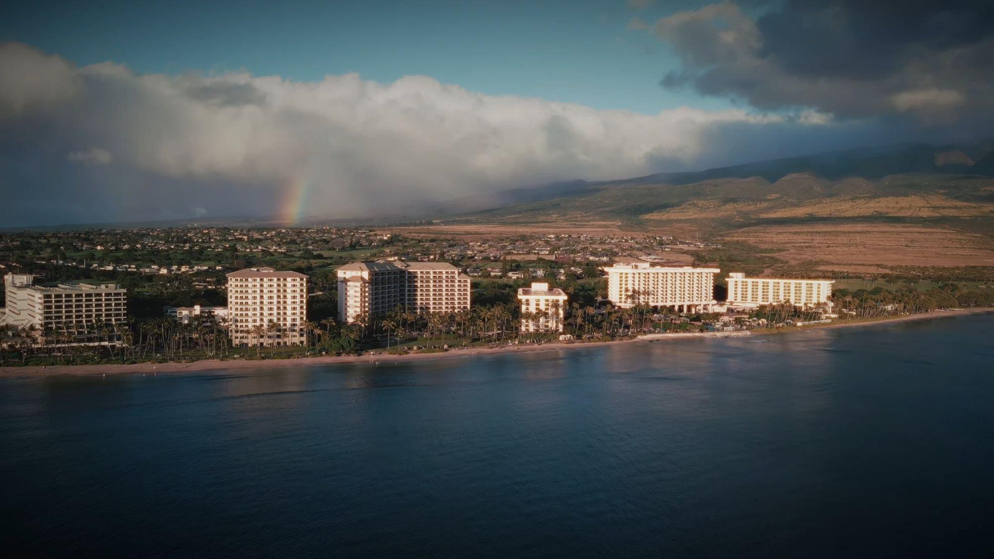 carousel-hero-element image-0