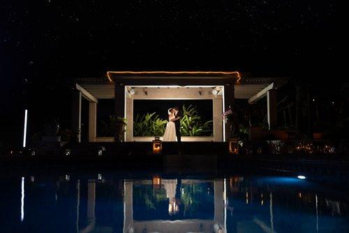 mobile - carousel-hero-element image-0