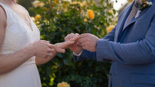 mobile - carousel-hero-element image-2