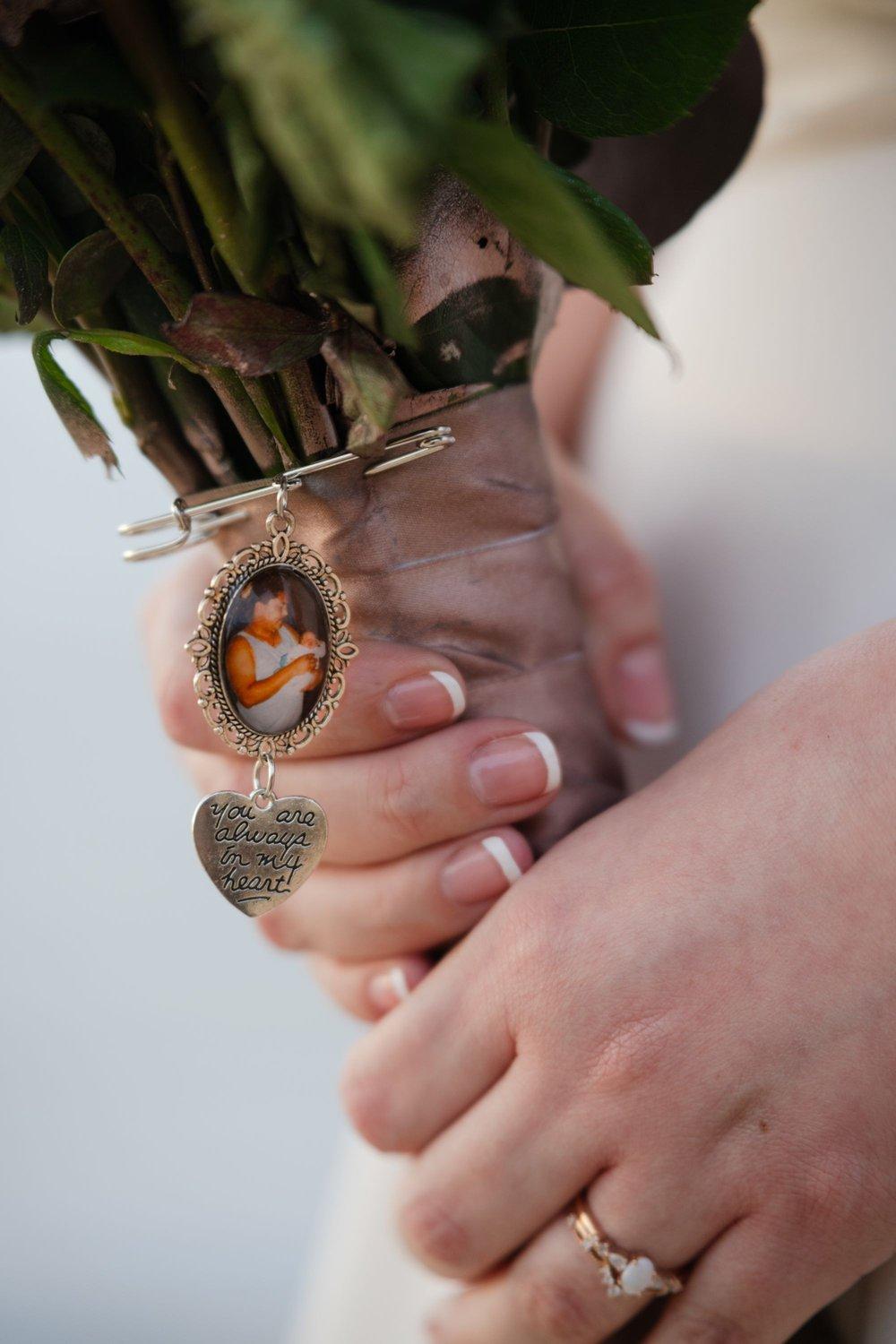 carousel-hero-element image-11