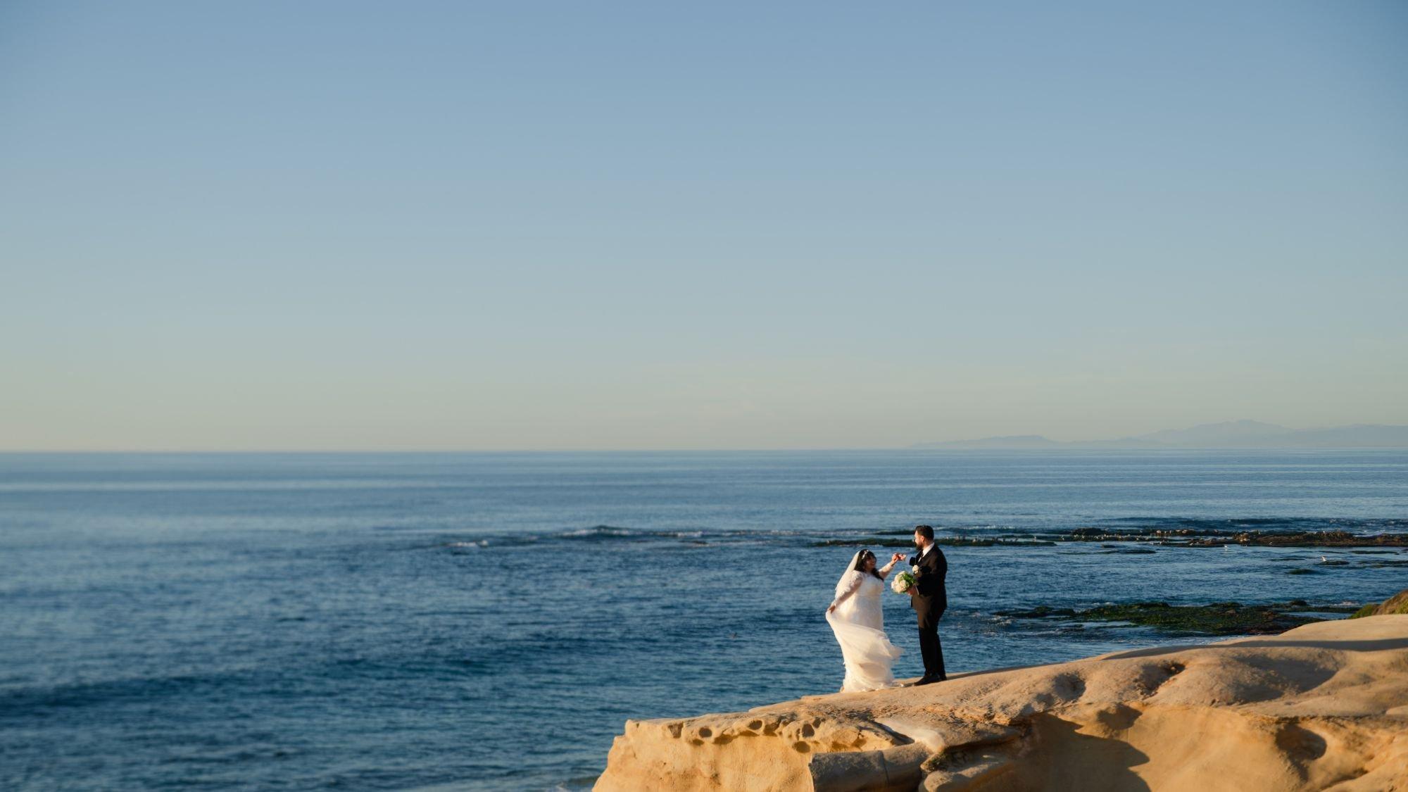 carousel-hero-element image-6